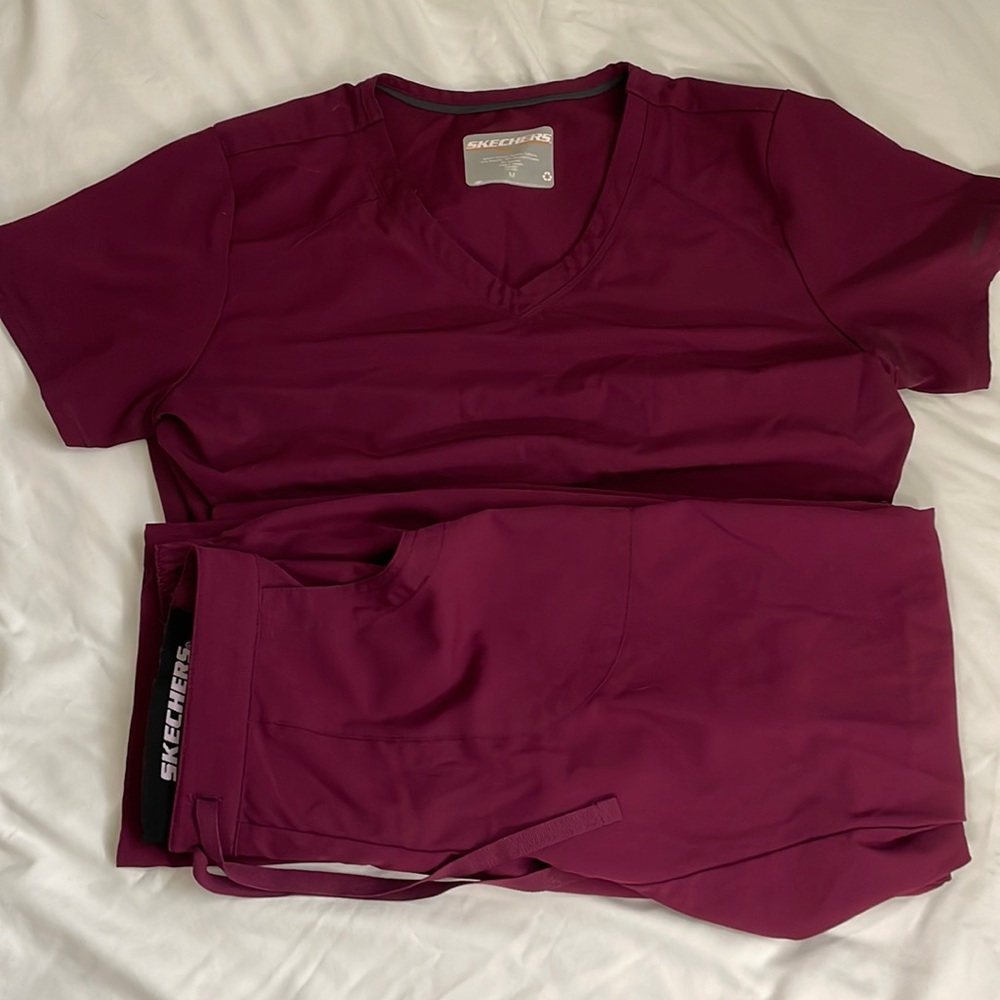 Skechers scrubs